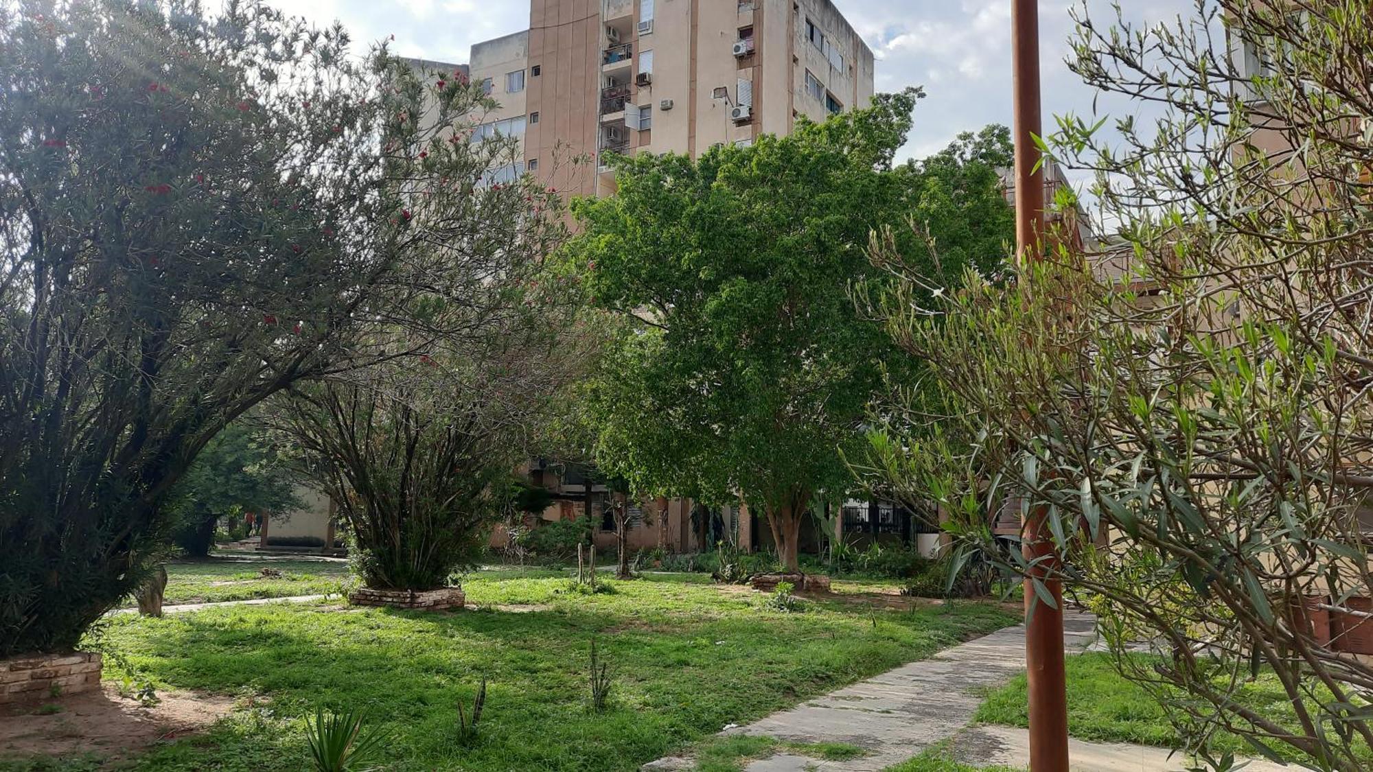 Departamento Amplio Y Equipado En *